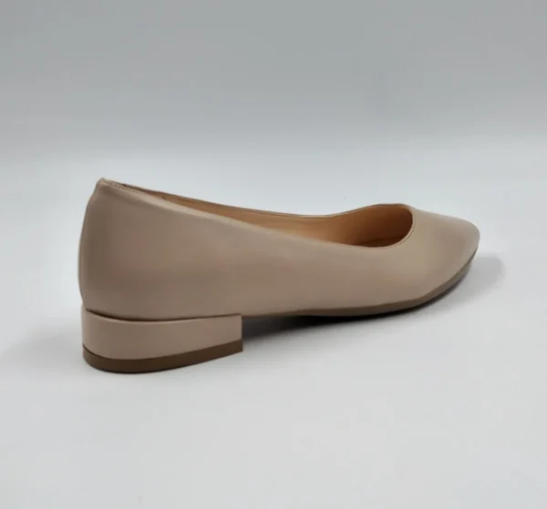 BALLERINE NUDE