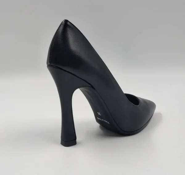 DECOLLETE NERA TACCO ROCCHETTO 10