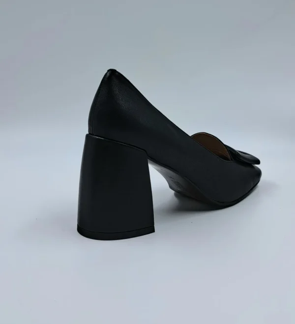 MOCASSINI MARLA PELLE NERA