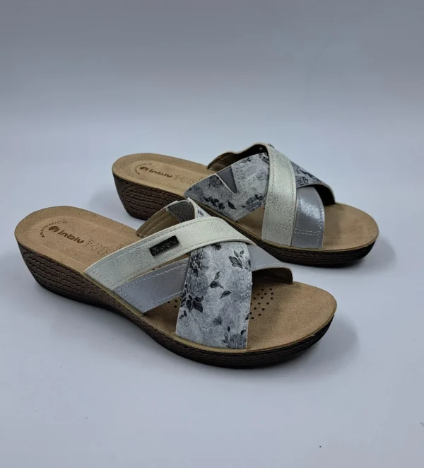 PANTOFOLE INBLU FASCE INCROCIATE FLOREAL GRIGIO CHIARO
