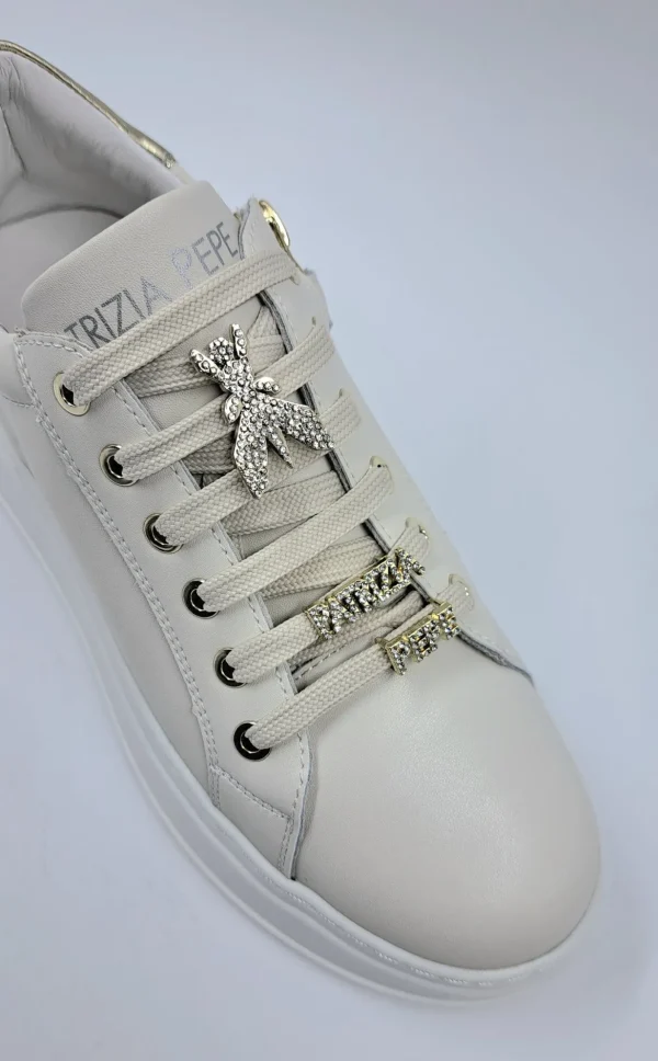 PATRIZIA PEPE SNEAKERS PELLE PANNA CHARMS