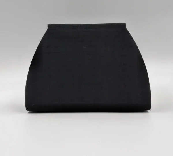 POCHETTE IN SATIN CON QUADRI