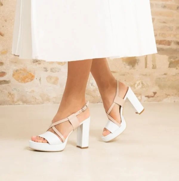 SANDALI IN PELLE BIANCA INCROCIO CIPRIA