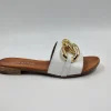 SANDALI PELLE BIANCA CON MAXI CATENA