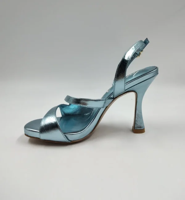 SANDALI PELLE METALLIZATA CELESTE