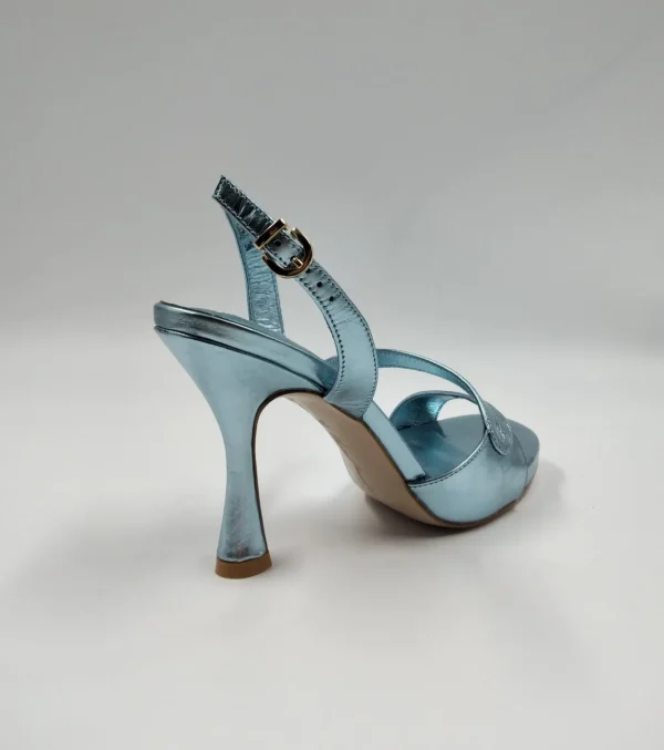 SANDALI PELLE METALLIZATA CELESTE