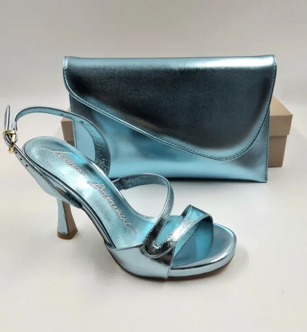 SANDALI PELLE METALLIZATA CELESTE