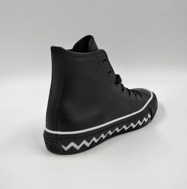 SNEAKERS COLOSSEUM