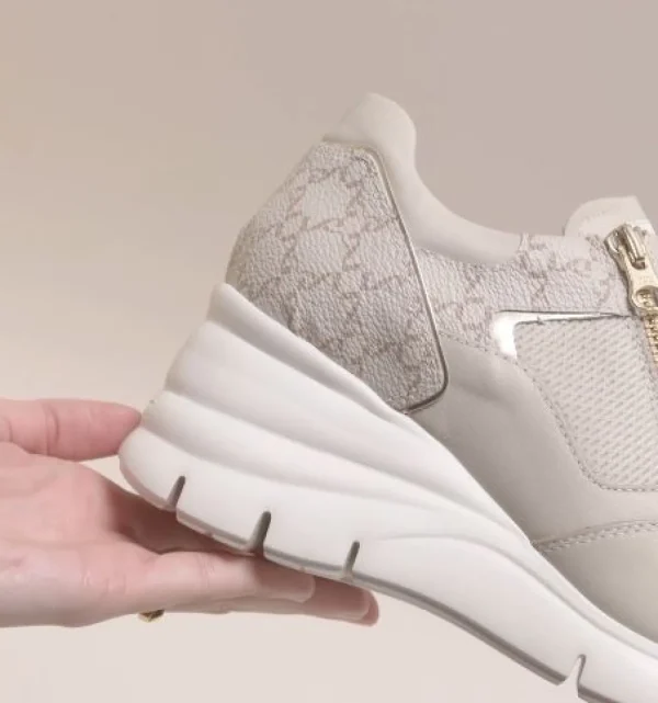 SNEAKERS PELLE CON TACCO ZEPPA