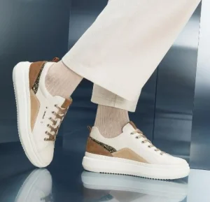 SNEAKERS PELLE LATTE E APPLICAZIONE GLITTER