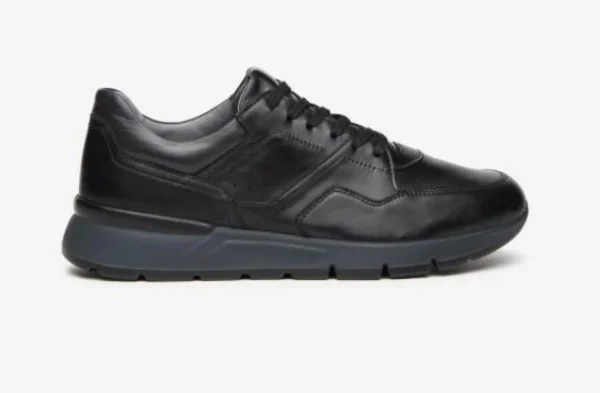 SNEAKERS PELLE MORBIDA NERA