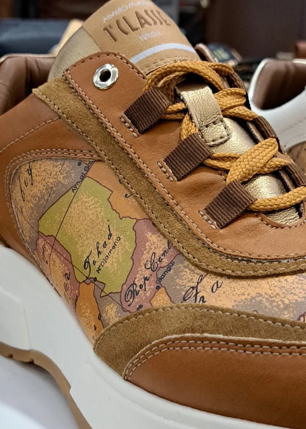 SNEAKERS STAMPA GEO DETTAGLI CAMOSCIO