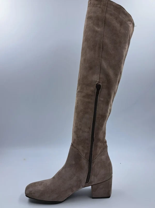 STIVALI IN CAMOSCIO GAMBALE ALTO TAUPE