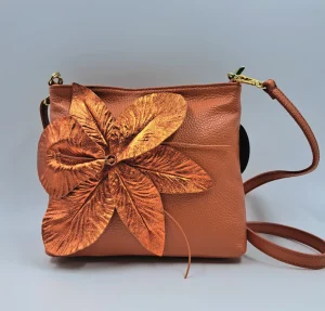 TRACOLLE IN PELLE HIBISCUS APPLICAZIONE FIORE