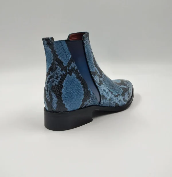 TRONCHETTI TEXAN IN PELLE EFFETTO PITONE CELESTE